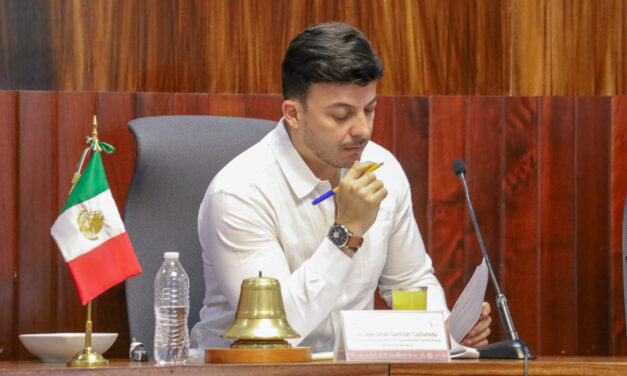 ISRAEL SANTILLÁN IMPULSA ACUERDOS PARA FORTALECER EL DESARROLLO DE BAHÍA DE BANDERAS