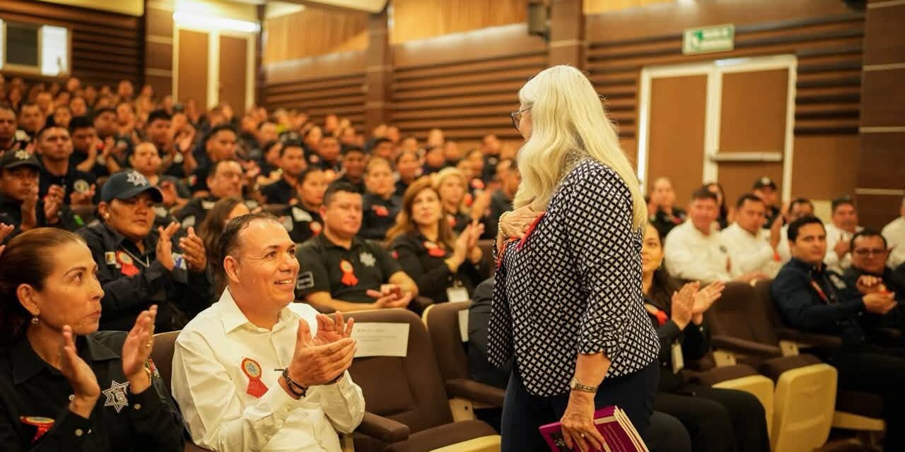 ¡FORTALECEN LA CAPACITACIÓN DEL PERSONAL PENITENCIARIO! CONFERENCIA MAGISTRAL EN FAVOR DE LOS DERECHOS HUMANOS
