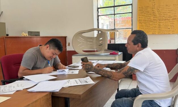 ¡LLEVAN APOYO PARA LENTES GRADUADOS A LA COMUNIDAD DE LA BAYONA!