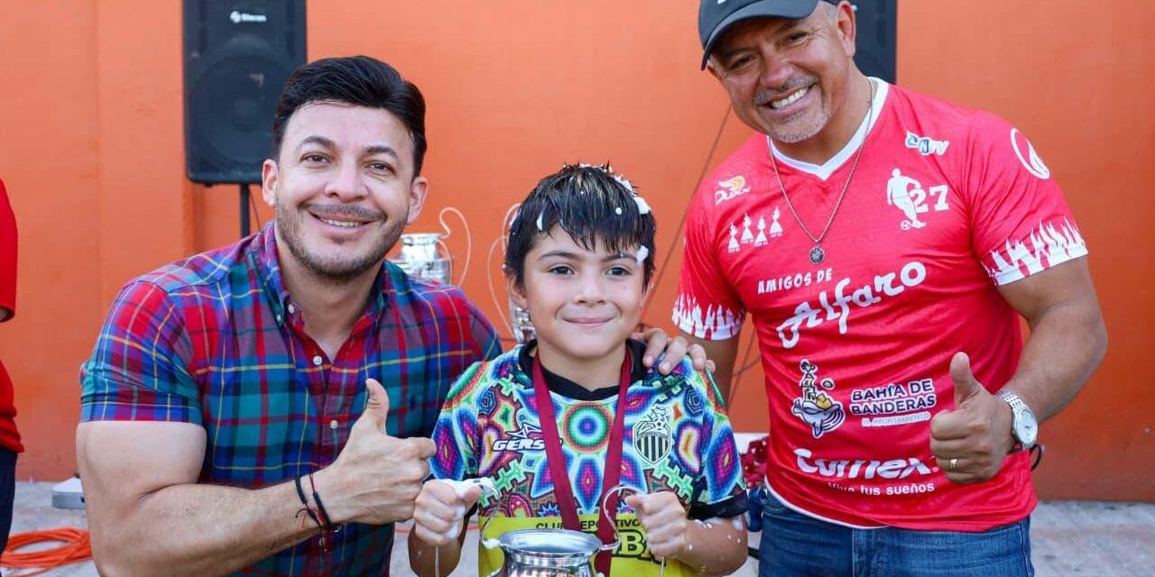 ¡BAHÍA DE BANDERAS IMPULSA EL DEPORTE Y RECONOCE EL TALENTO DE SUS JÓVENES!