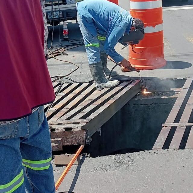 ¡AVANZA LA REHABILITACIÓN DE LA REJILLA EN AVENIDA INSURGENTES!