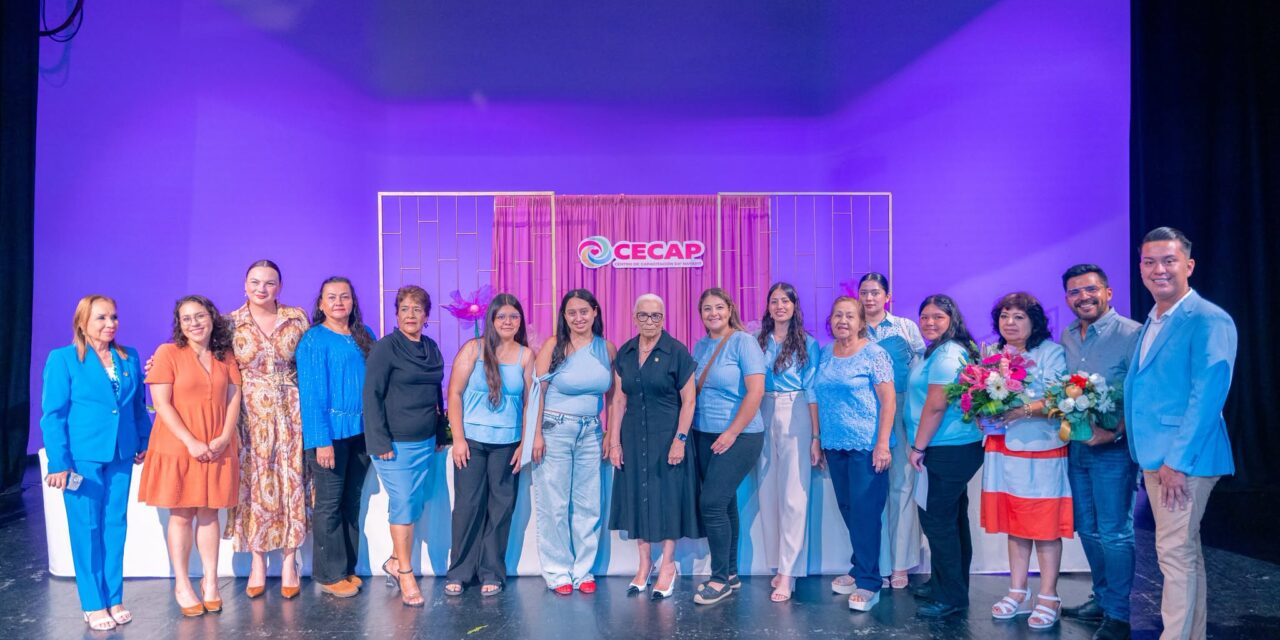 275 NAYARITAS CONCLUYEN CURSOS PARA CRECER Y EMPRENDER
