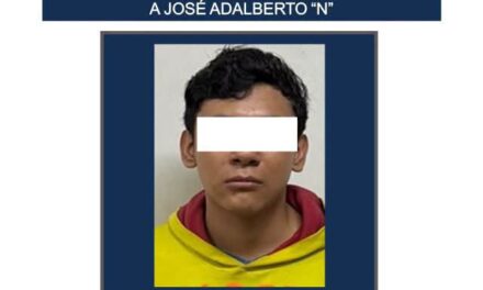 SSPC ASEGURA A TRES PERSONAS Y RECUPERA VEHÍCULO CON REPORTE DE ROBO EN TEPIC