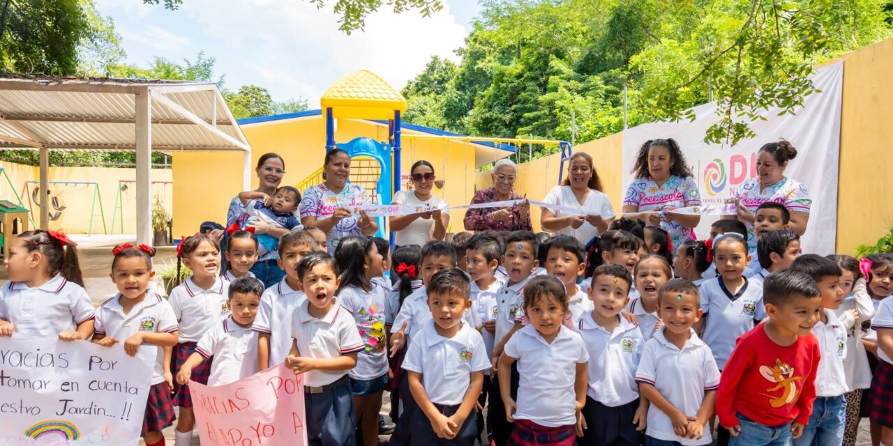 BEATRIZ ESTRADA ENTREGA JUEGOS INFANTILES INCLUSIVOS EN PREESCOLAR DE JALCOCOTÁN
