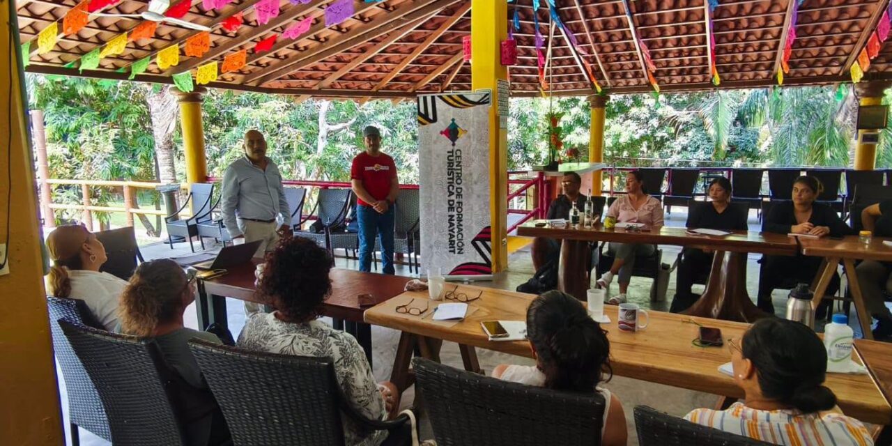 ¡NAYARIT PROFESIONALIZA SU TURISMO!