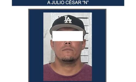 ¡ASEGURAN A UNA PERSONA DURANTE OPERATIVO DE VIGILANCIA EN COMPOSTELA!
