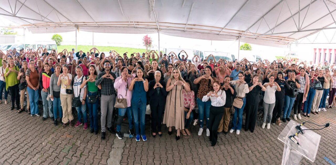 IMPULSAN EL AUTOEMPLEO Y APOYAN A FAMILIAS NAYARITAS