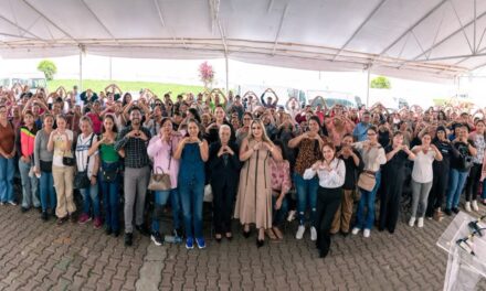 IMPULSAN EL AUTOEMPLEO Y APOYAN A FAMILIAS NAYARITAS