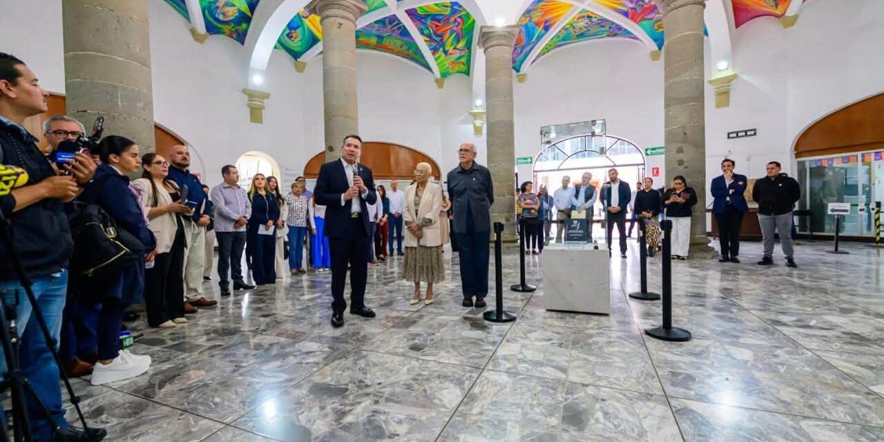 ¡MIGUEL ÁNGEL NAVARRO PRESENTA EL VOLUMEN BLANCO Y RINDE CUENTAS SOBRE NAYARIT!