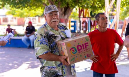 DIF NAYARIT LLEVA APOYO ALIMENTARIO A FAMILIAS AFECTADAS POR CONTINGENCIAS