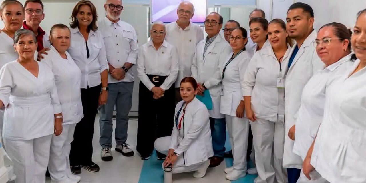 ¡RECONOCEMOS LA VOCACIÓN Y ENTREGA DE NUESTRAS MÉDICAS Y MÉDICOS!