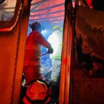 ¡BOMBEROS DE NAYARIT CONTROLAN INCENDIO DE CAMIÓN DE CARGA EN BUCERÍAS!
